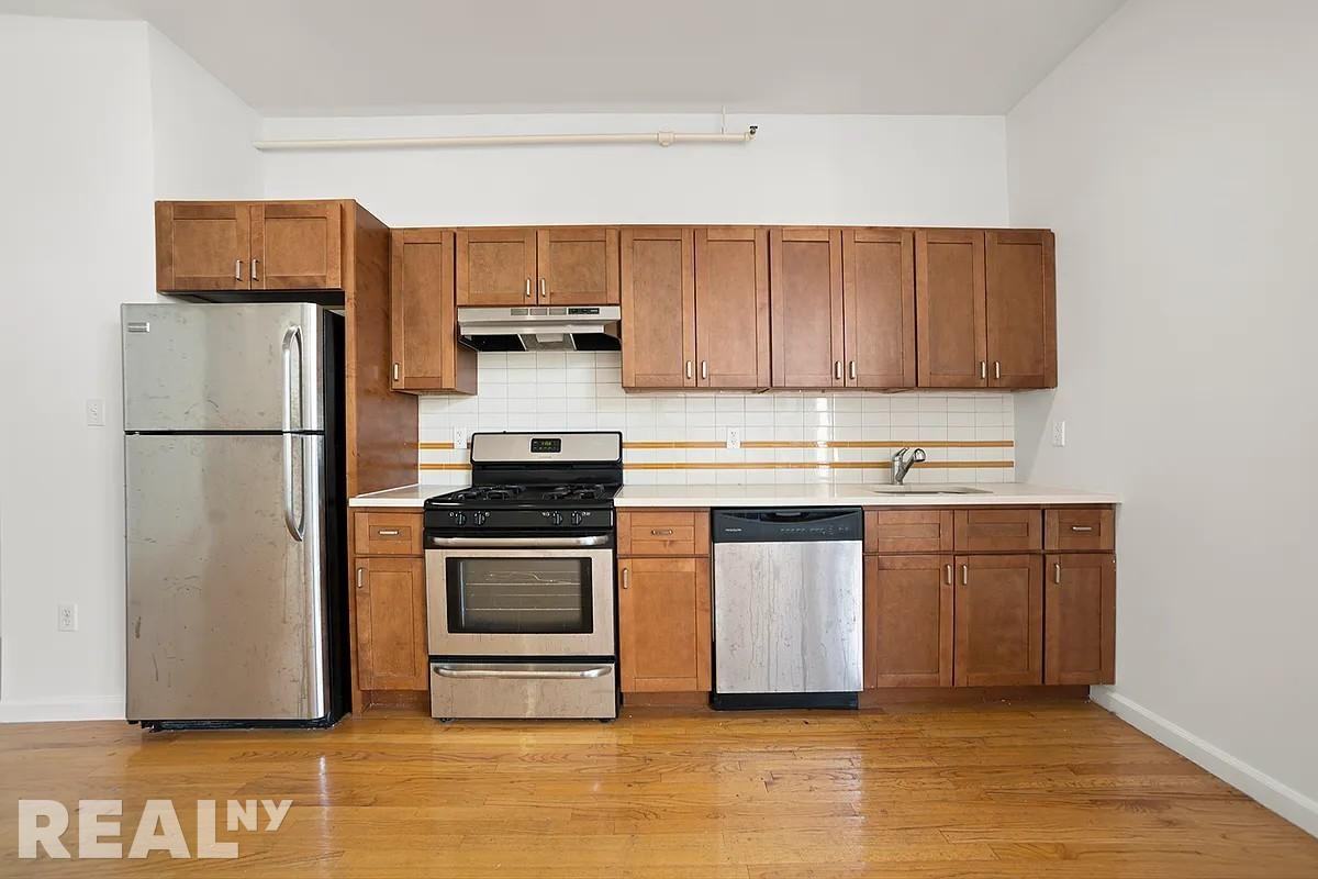 Grand Ave #2A - Photo 2 of 9