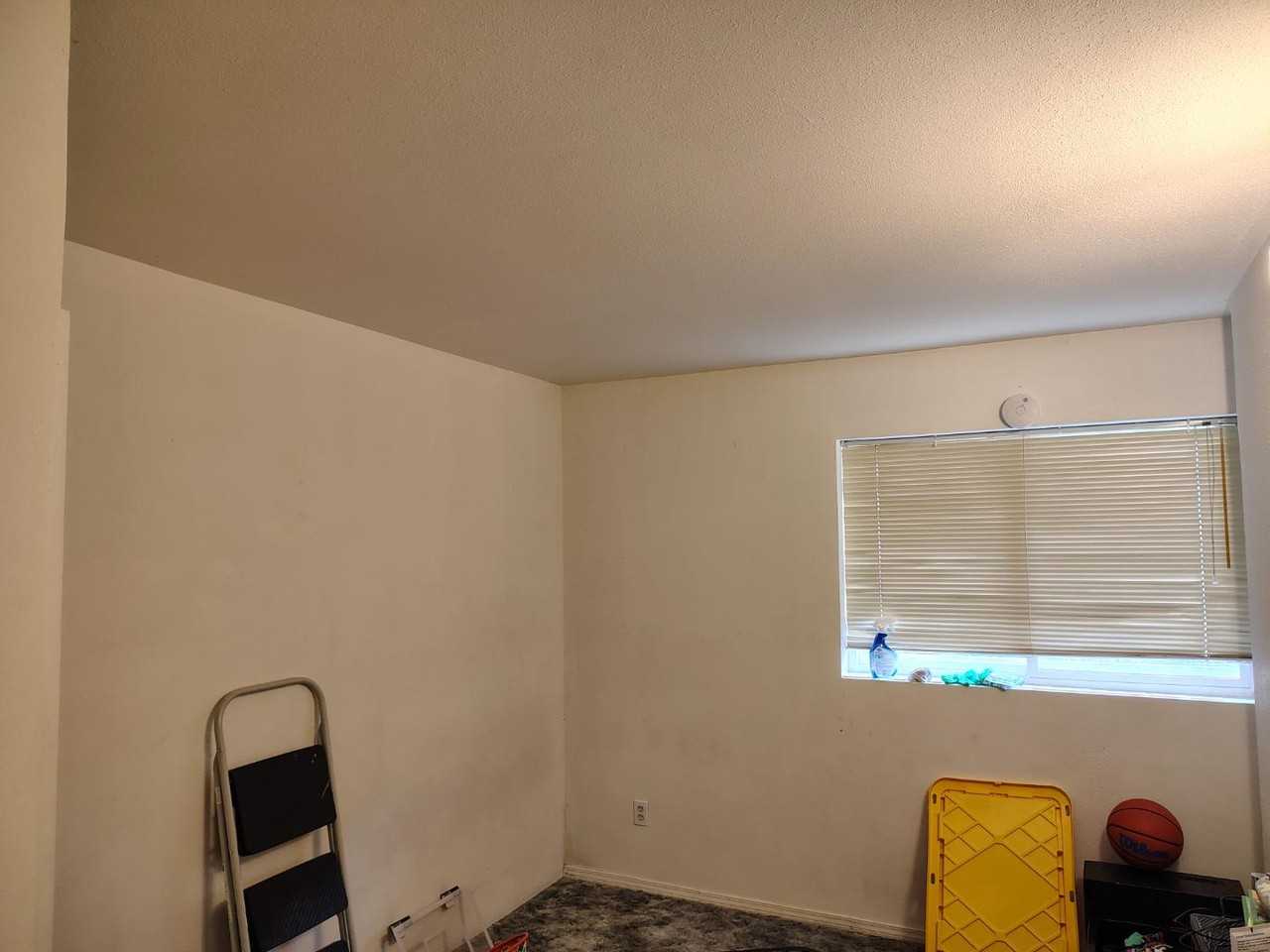 111 3rd Ave E - Photo 5 of 8