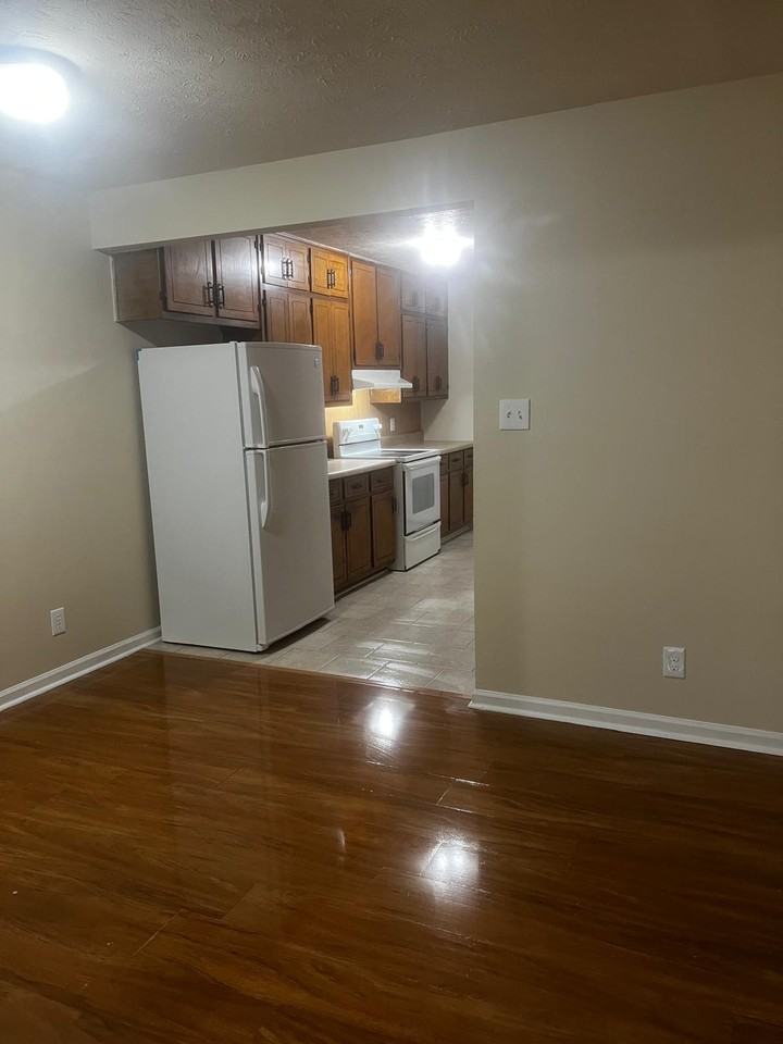 1636 Pinedale Cir. - Photo 4 of 7