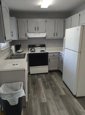 1632 Lexington Avenue - Photo 4 of 22