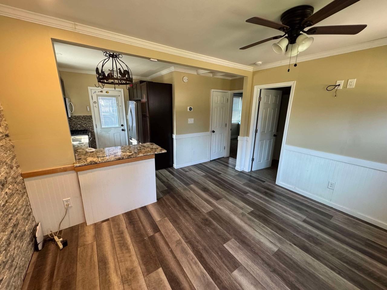 28 Sheridan Drive - Photo 3 of 14