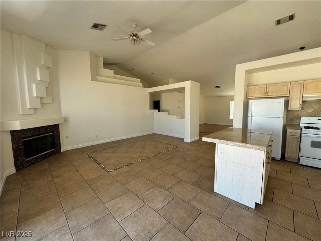 4811 Carefree Drive - Photo 5 of 21