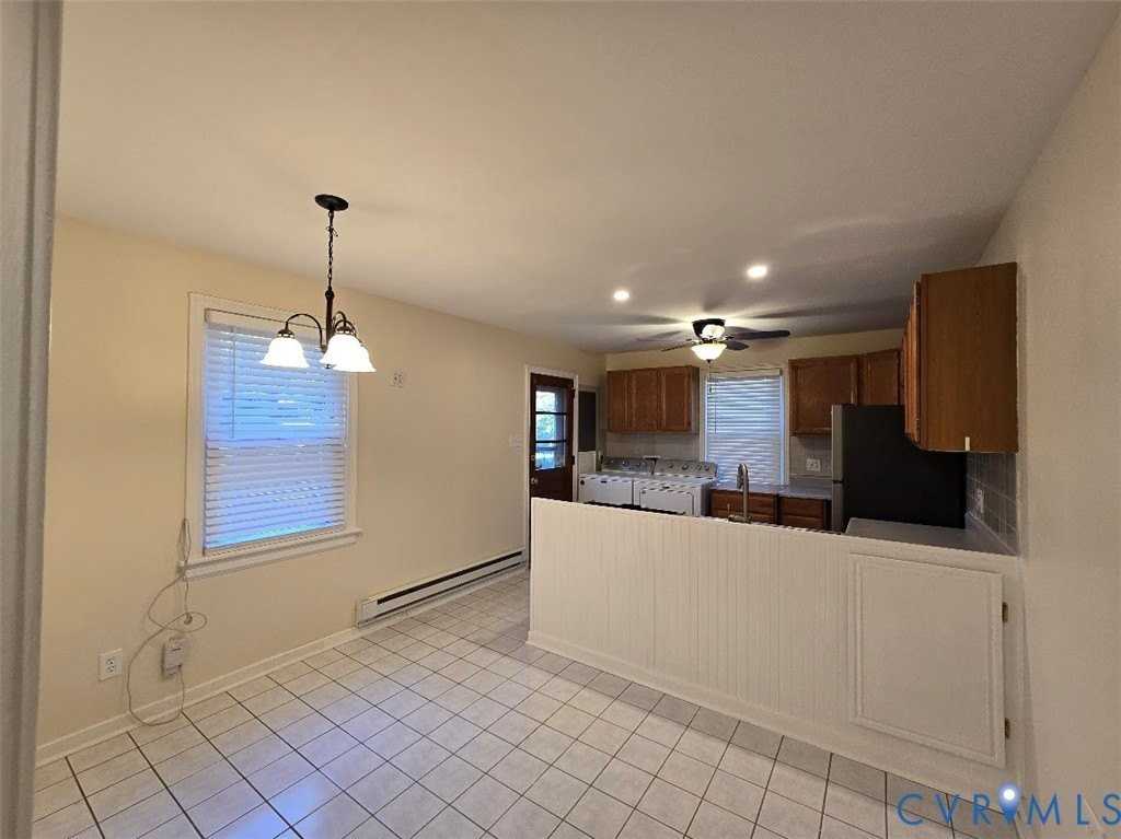 1516 Glenside Drive - Photo 3 of 11