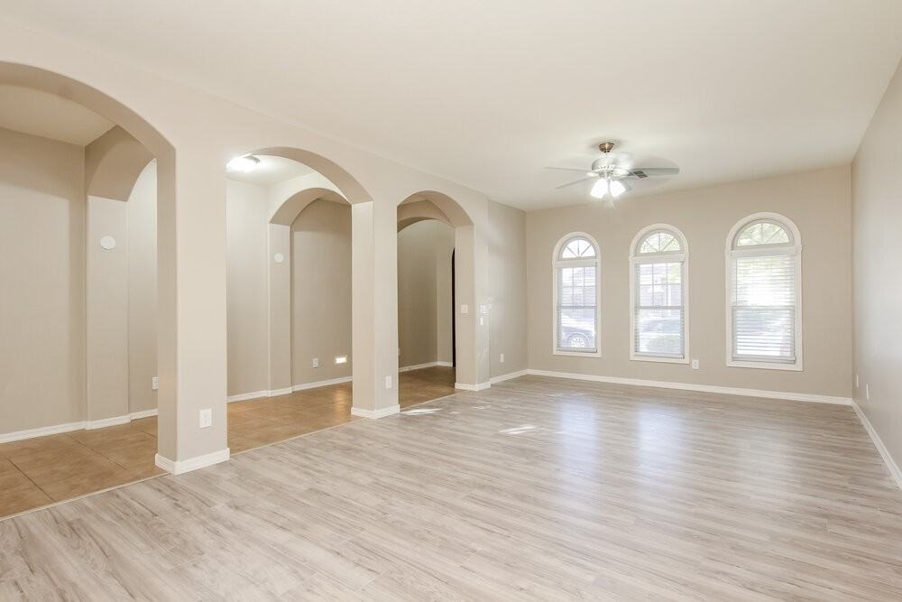 4132 West Lydia Lane - Photo 3 of 16