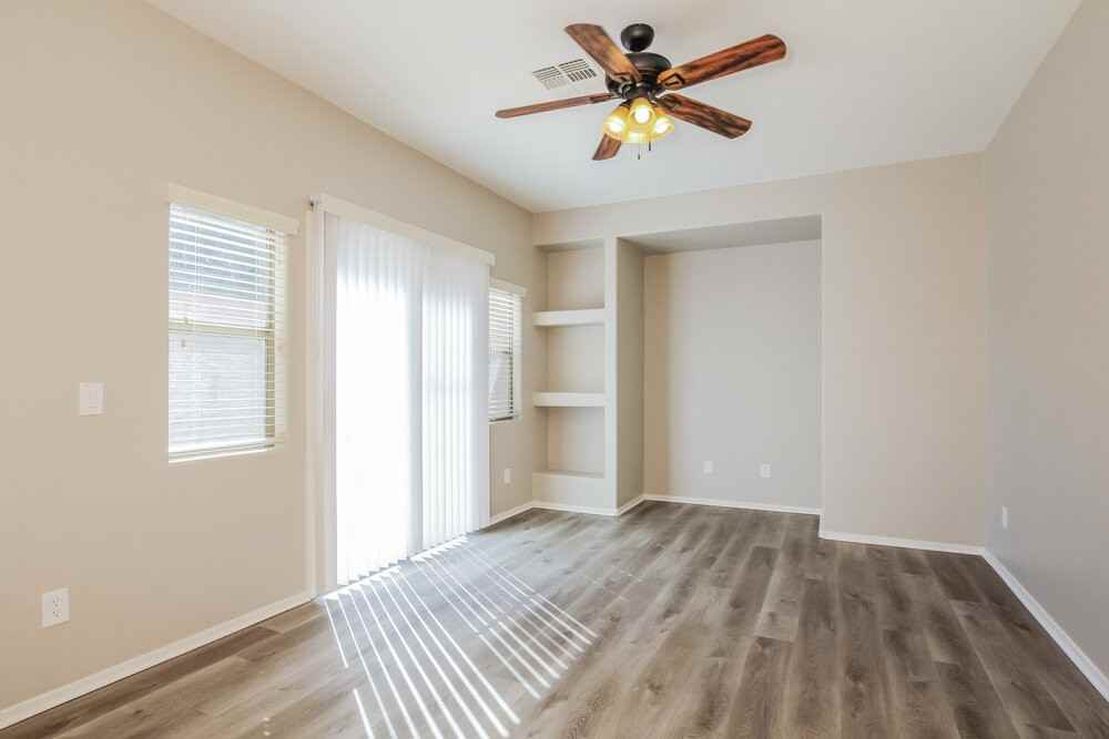 10295 W Viaduct Del Sol - Photo 4 of 17