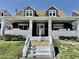 featured image of 110 4th Ave Apt 9 #9