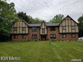 featured image of 2049 N Duck Lake Rd