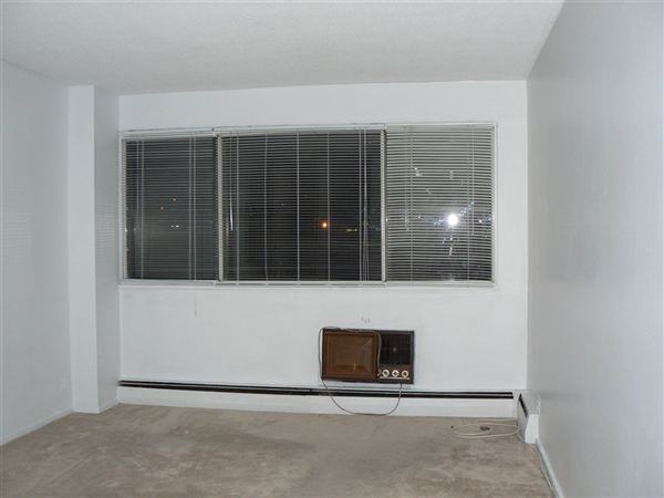 1523 Central Park Ave #6F - Photo 3 of 4