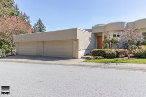 featured image of 2341 Folkestone Way