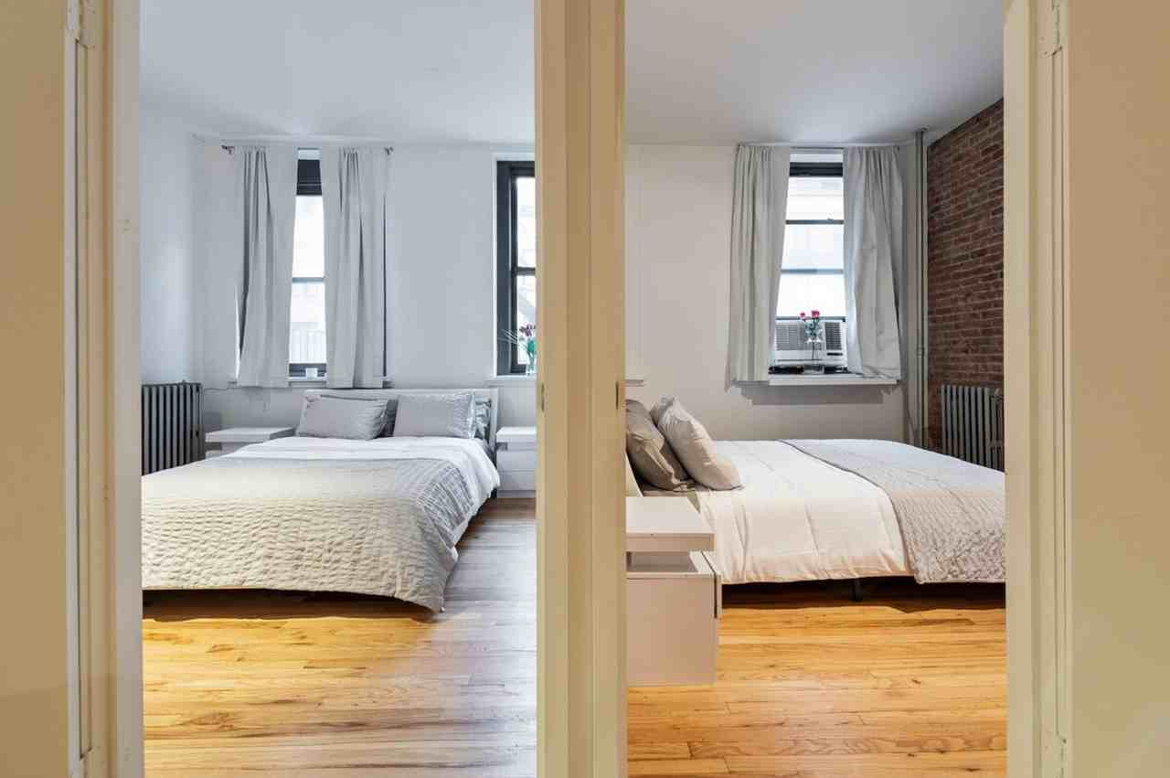 154 Chambers St #1323899P - Photo 5 of 23