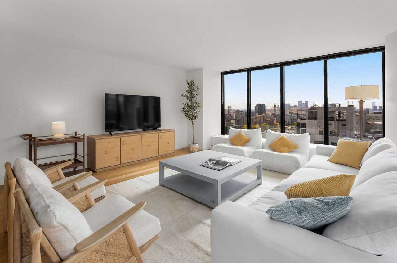 525 E 72nd St #1330818P - Photo 3 of 22