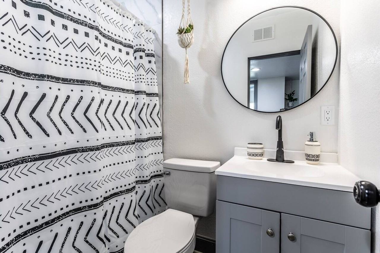 5343 Hermosa Street #1094237P - Photo 6 of 46