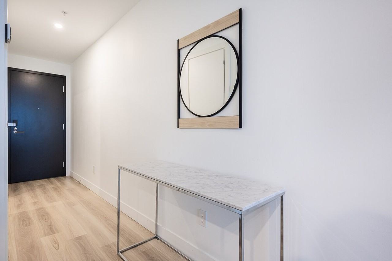 1425 Av Overdale #1261820P - Photo 7 of 32