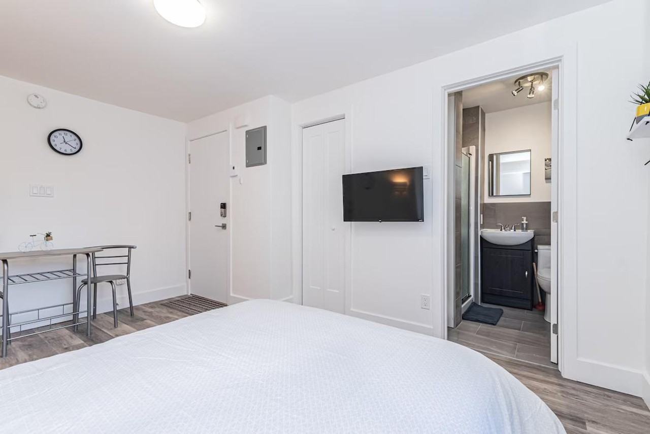 1439 Rue Saint-André #1261838P - Photo 3 of 7