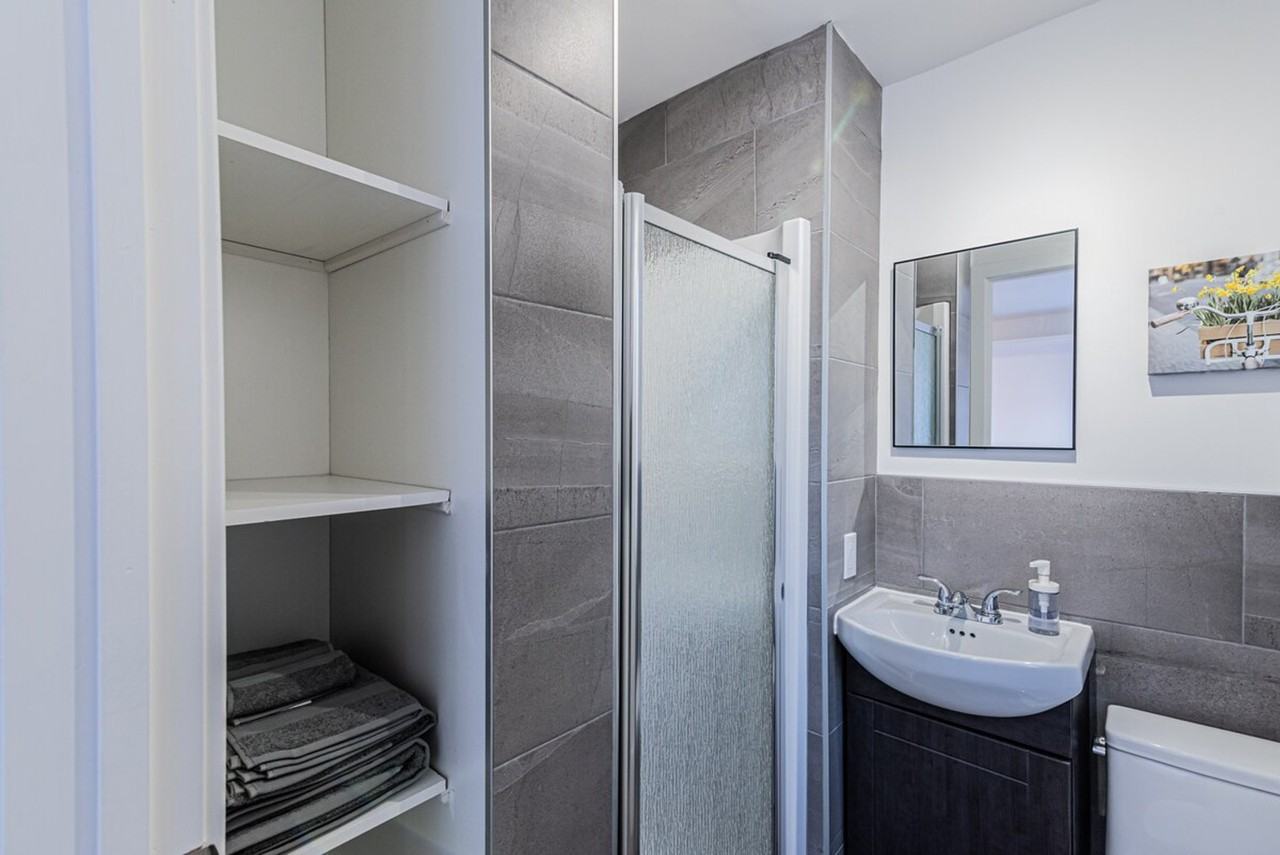 1439 Rue Saint-André #1261838P - Photo 6 of 7