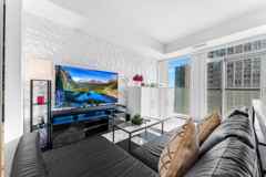 19 Grand Trunk Crescent - Photo 1 of 1