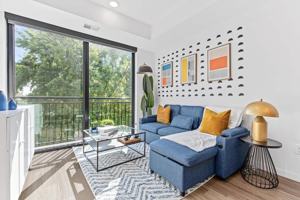 featured image of 338 2nd St Ne