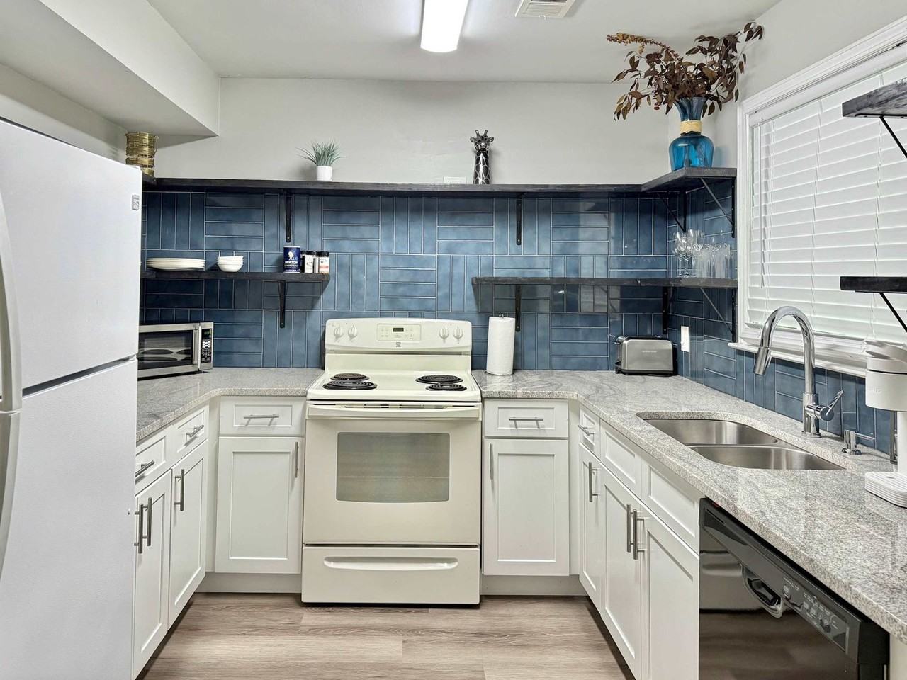 1275 Sweet Pine Dr #1299389P - Photo 6 of 20