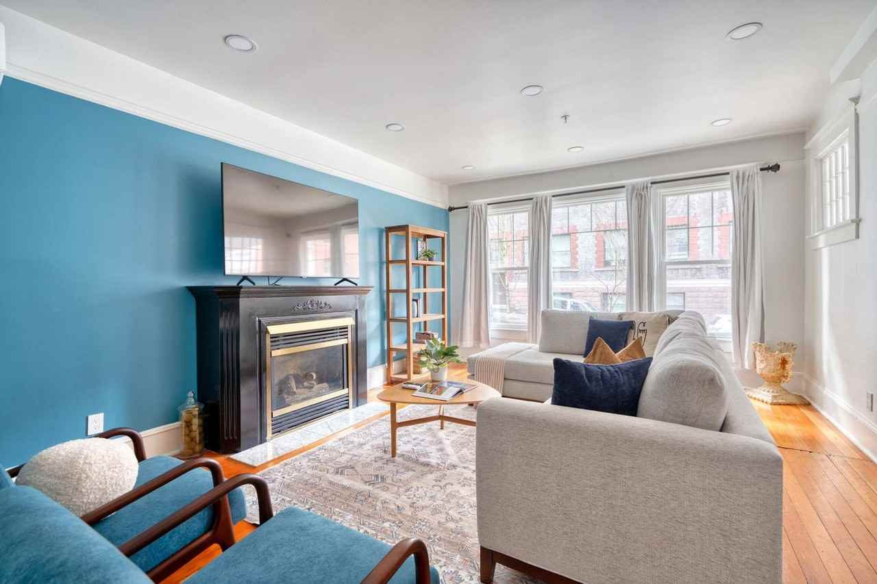 18 Northwest 22nd Place - Photo 3 of 58