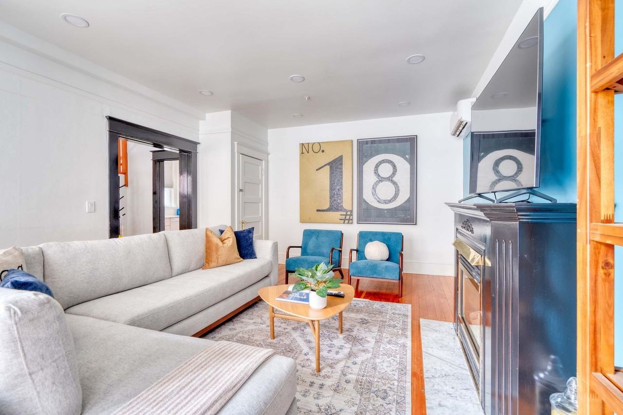 18 Northwest 22nd Place - Photo 5 of 59