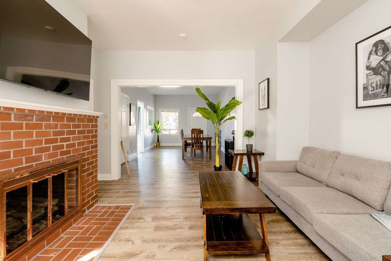 4004 Se Division St #1309873P - Photo 3 of 29