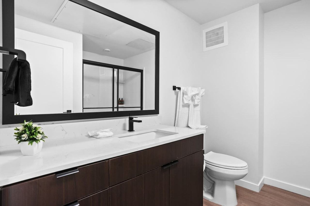 421 N Pennsylvania St #1312594P - Photo 4 of 25