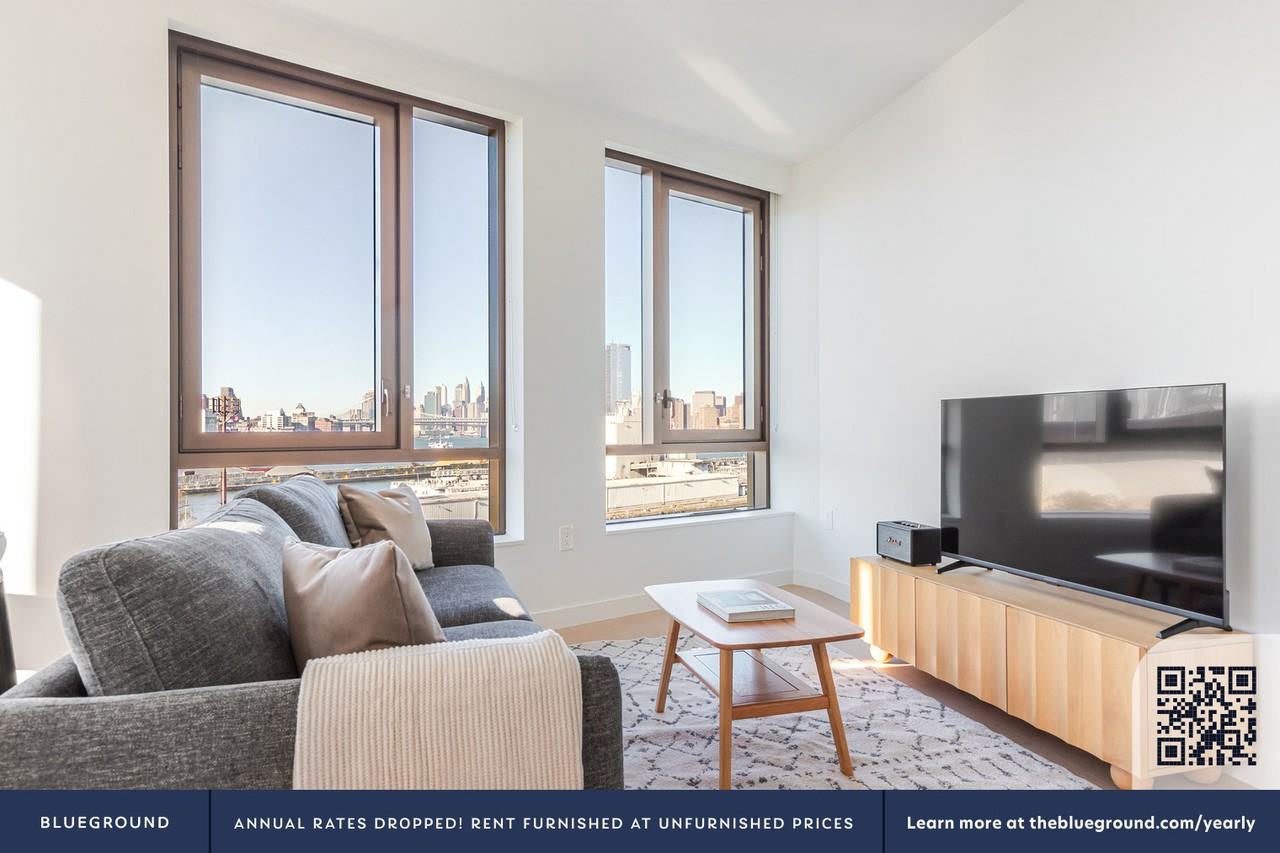 478 Kent Avenue - Photo 3 of 34