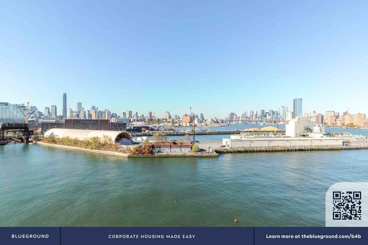 478 Kent Avenue - Photo 5 of 34