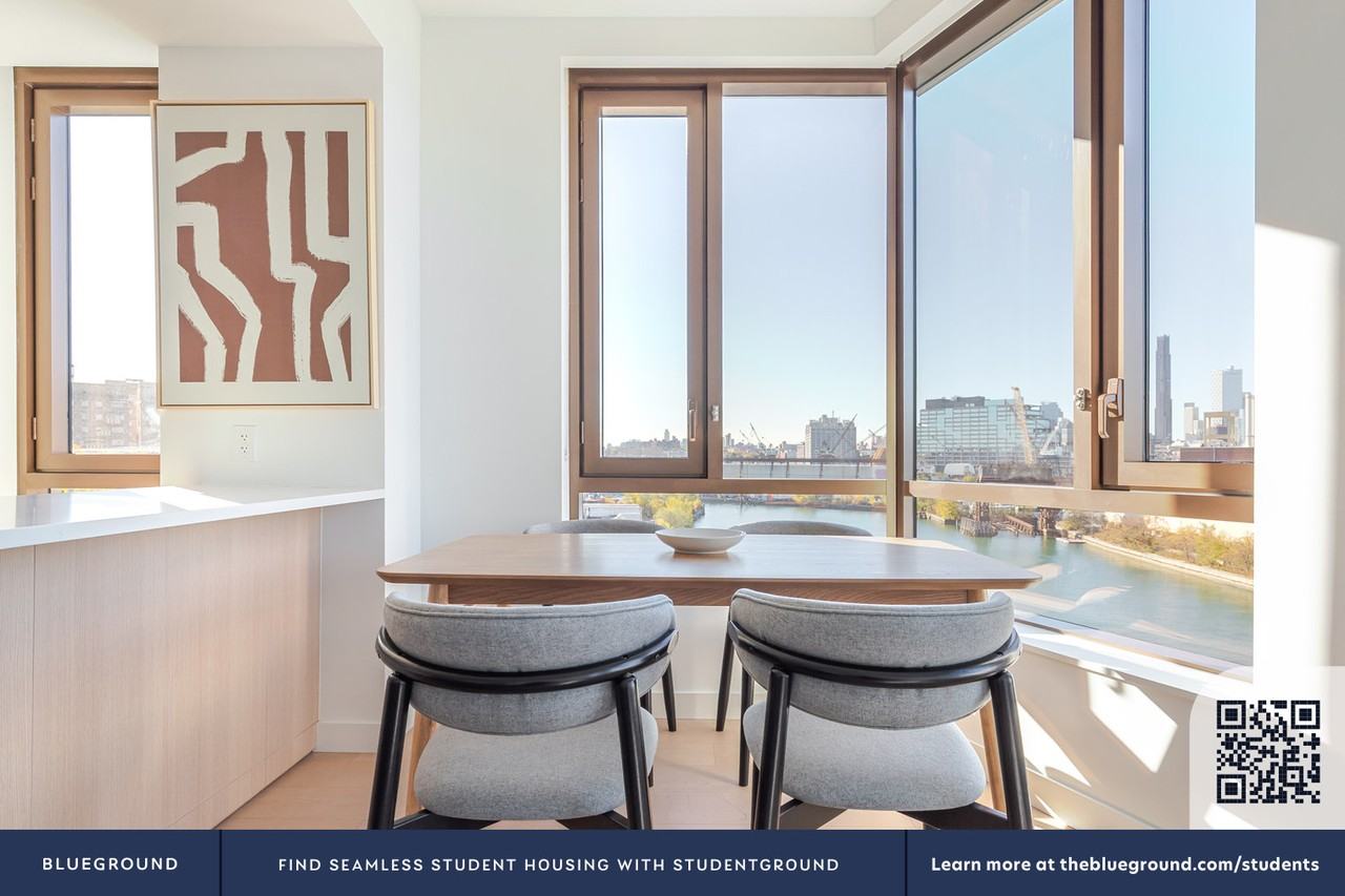 478 Kent Avenue - Photo 6 of 34