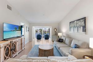 featured image of 893 Gulf Pavilion Dr