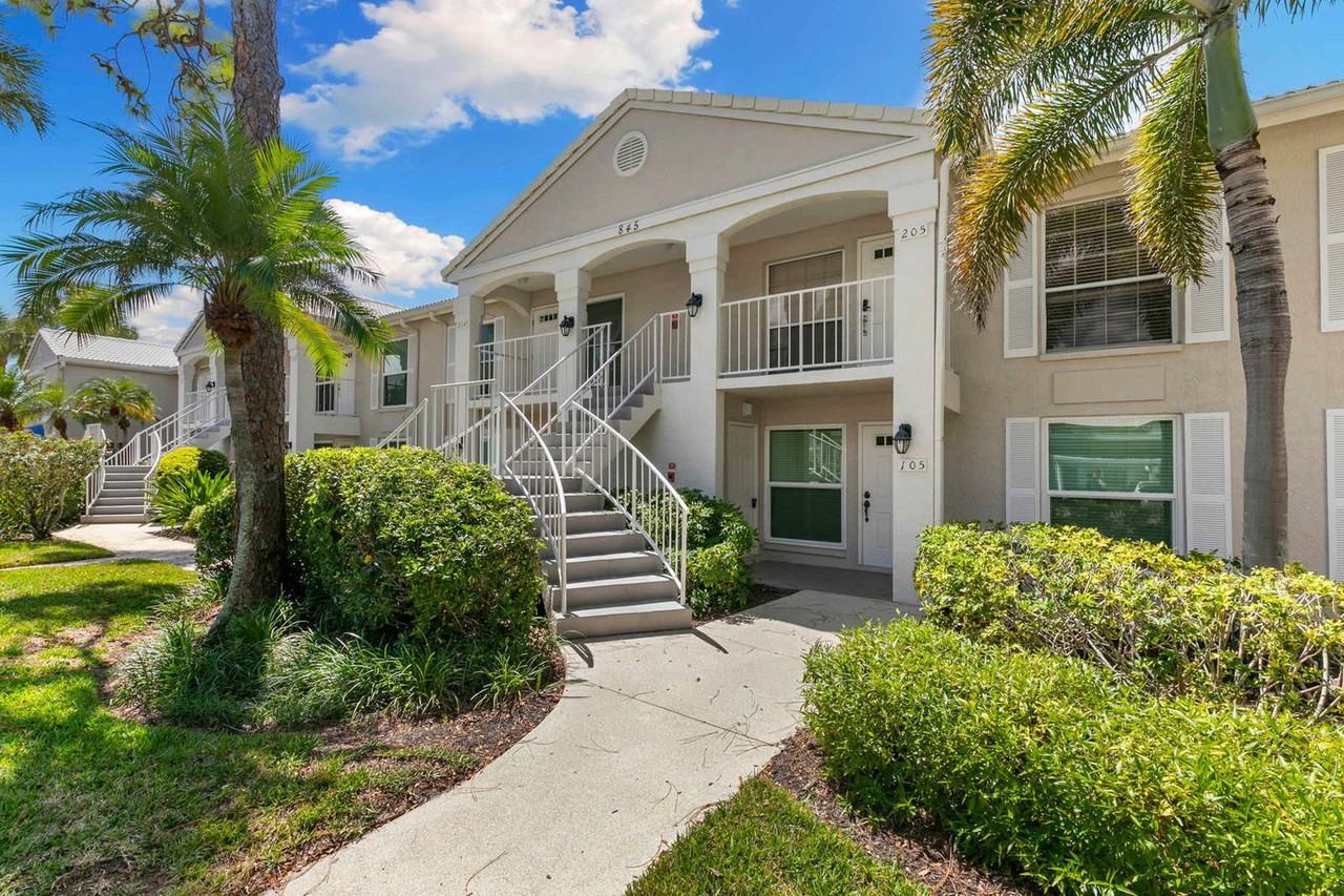 893 Gulf Pavilion Dr #1325576P - Photo 6 of 30