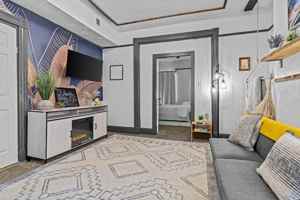 featured image of 2906 Chestnut St