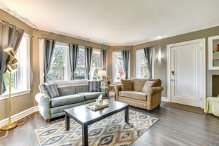 1546 Fowler Ave - Photo 1 of 1