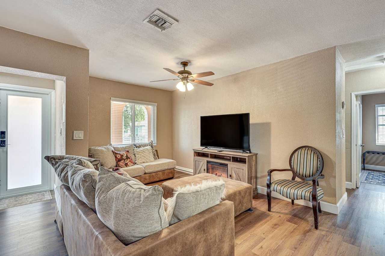 2934 Nw 66th St #1307107P - Photo 2 of 31