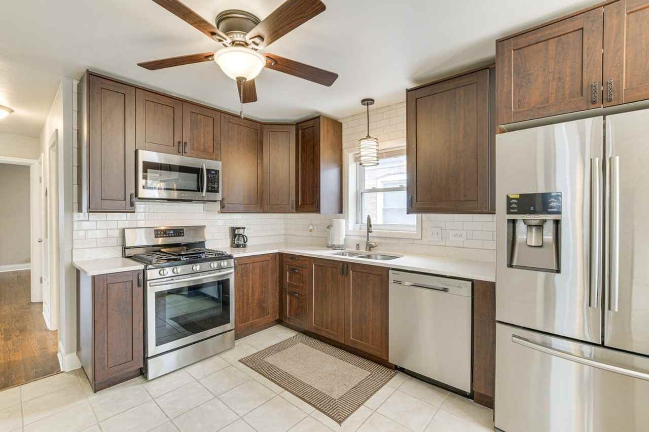 12831 S Morgan St #1306893P - Photo 6 of 29