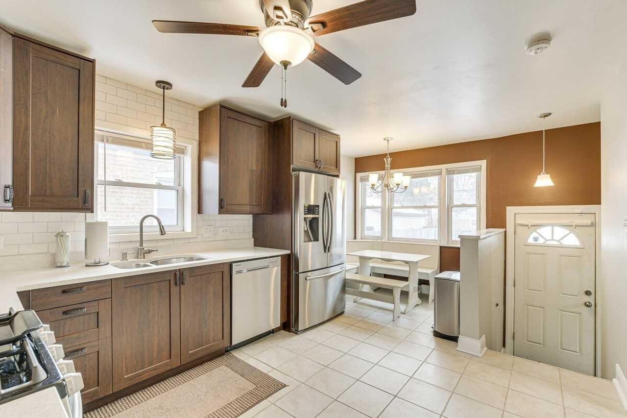 12831 S Morgan St #1306893P - Photo 7 of 29