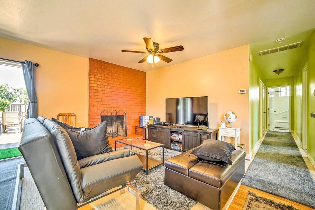 2475 Armstrong Pl #1304918P - Photo 3 of 50