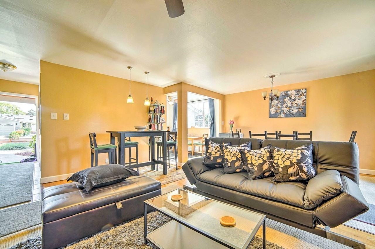 2475 Armstrong Pl #1304918P - Photo 4 of 50