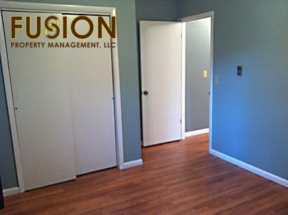 142 Pine St #B - Photo 2 of 14