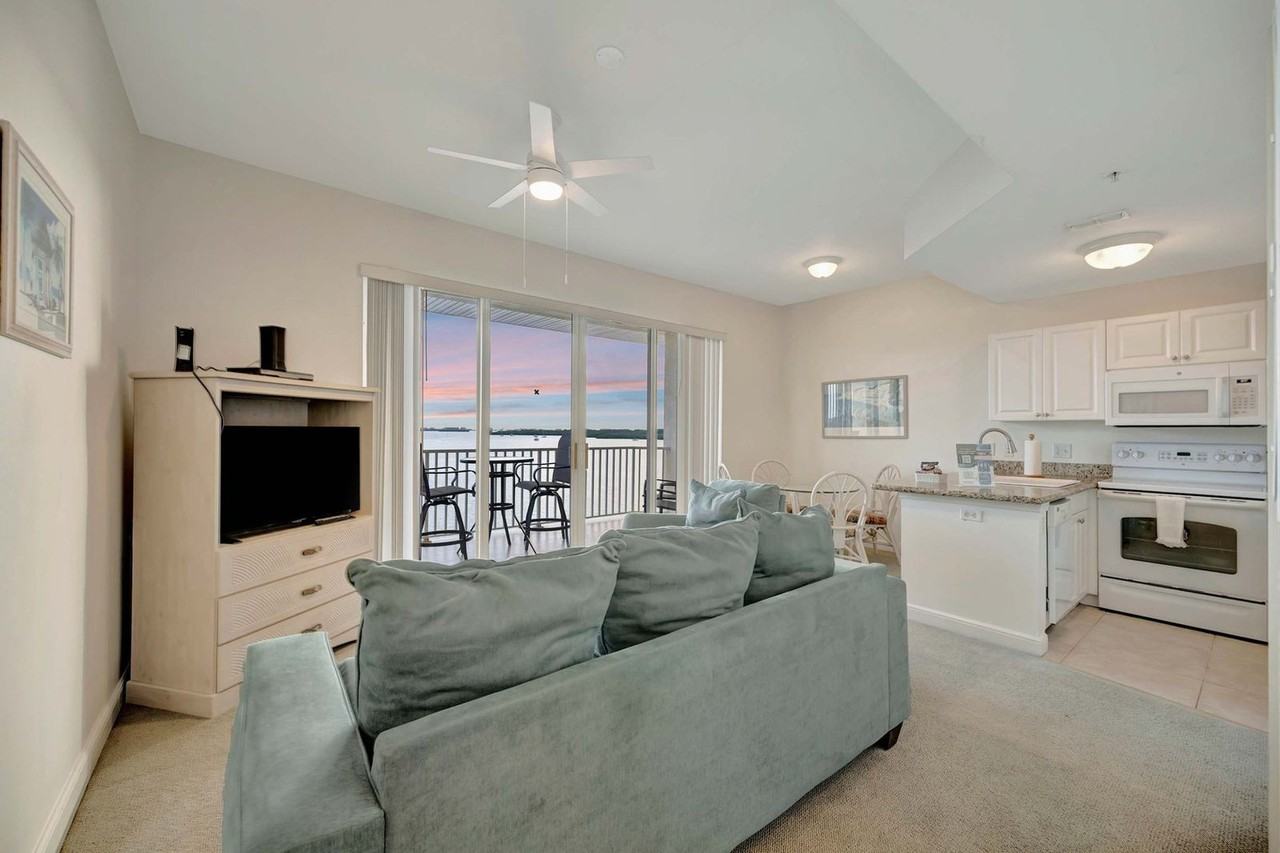 8800 Bay Pines Blvd #1327722P - Photo 2 of 45