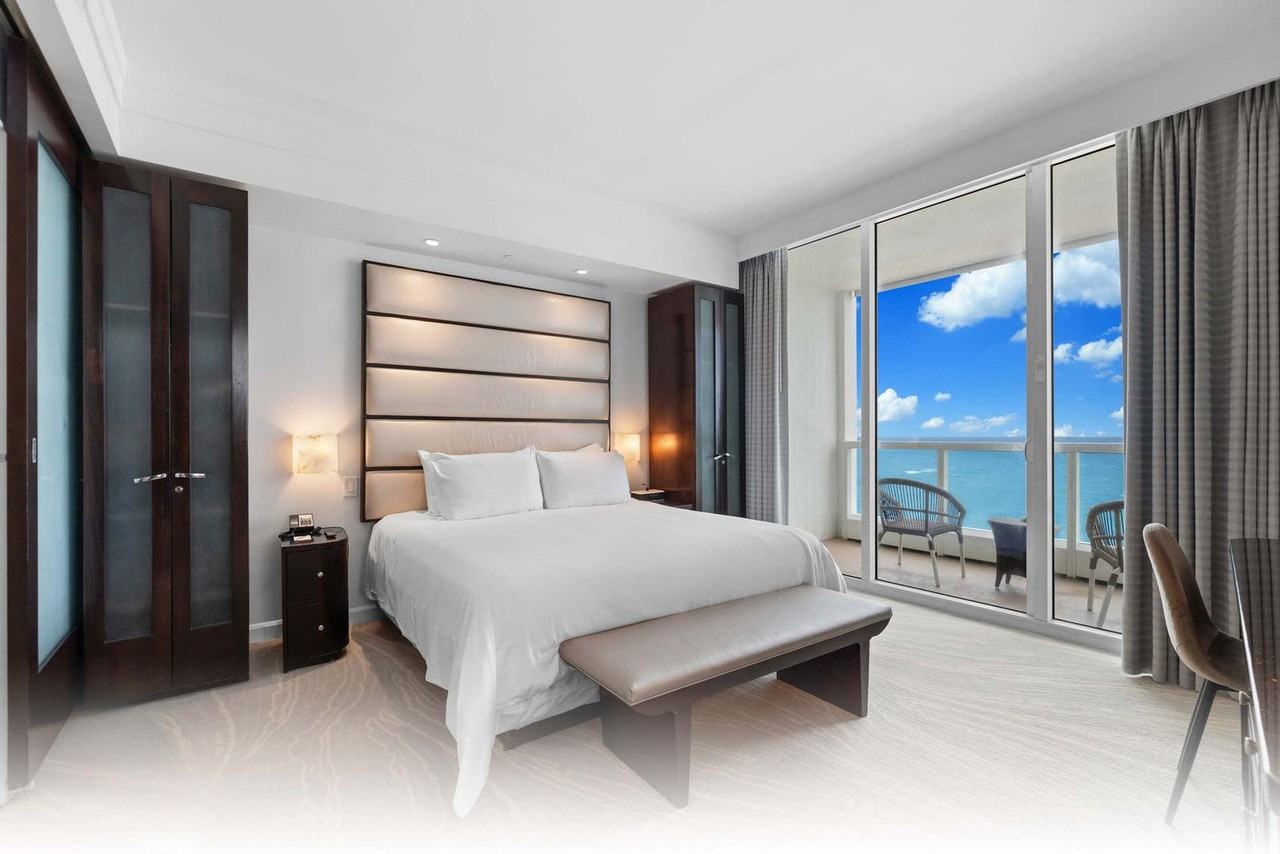 4391 Collins Avenue #1325639P - Photo 5 of 17