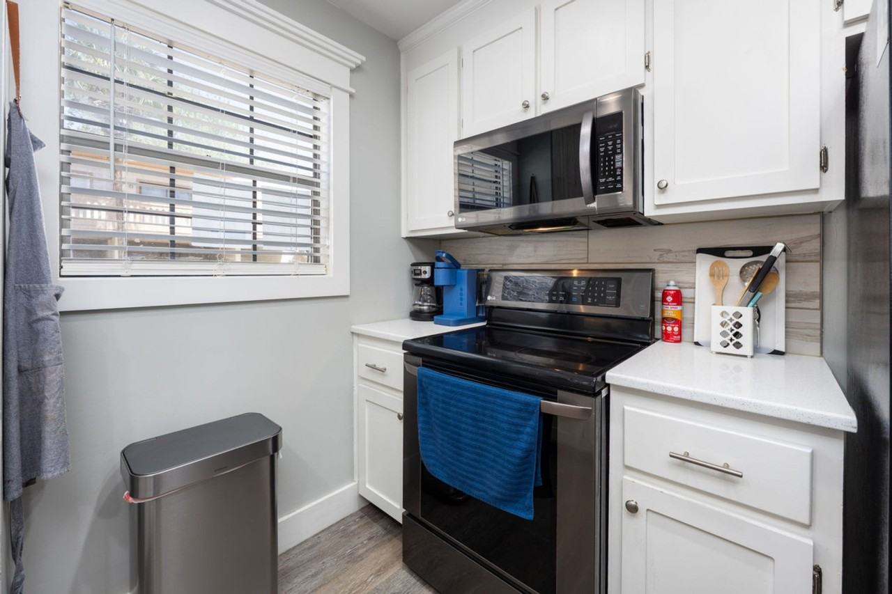 17462 Front Beach Road - Photo 7 of 100