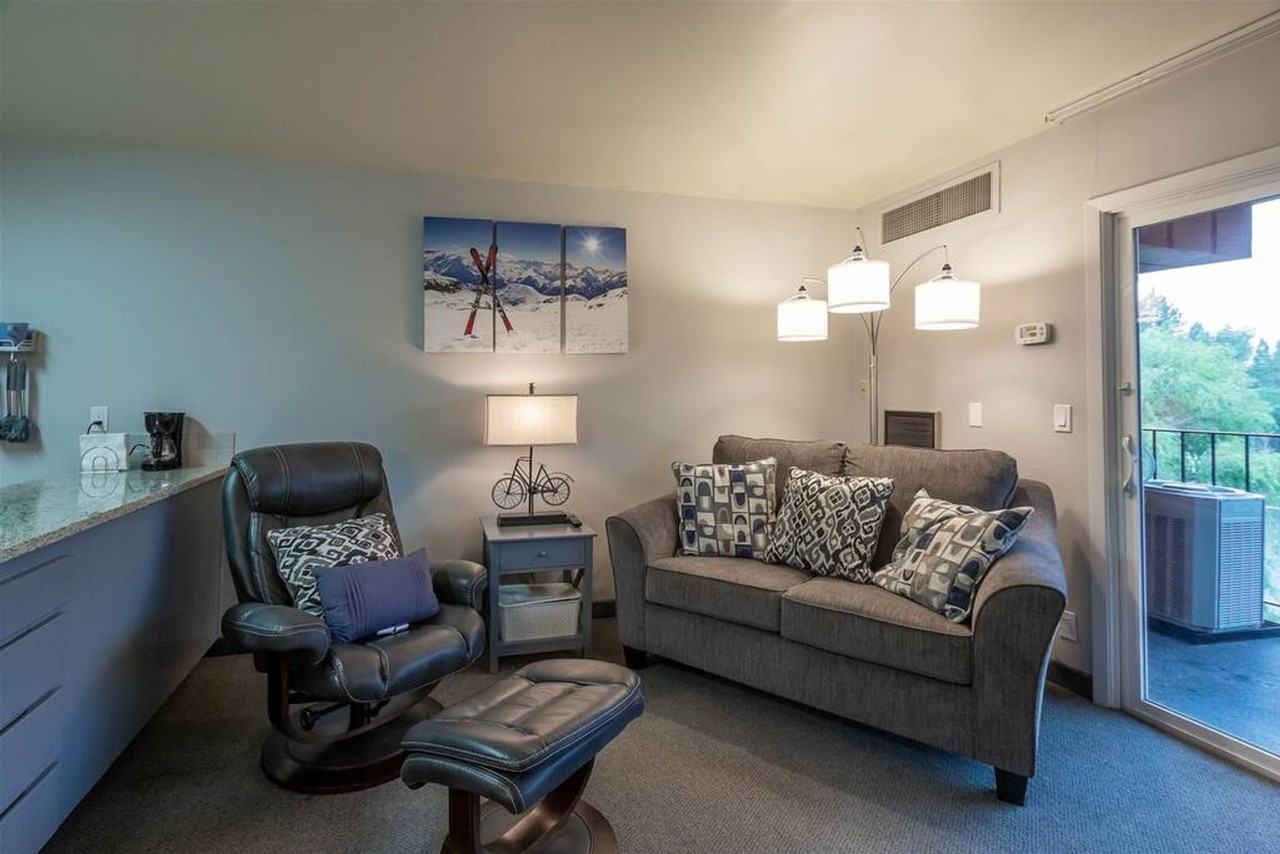 Northwest Harriman Street #1330992P - Photo 3 of 22