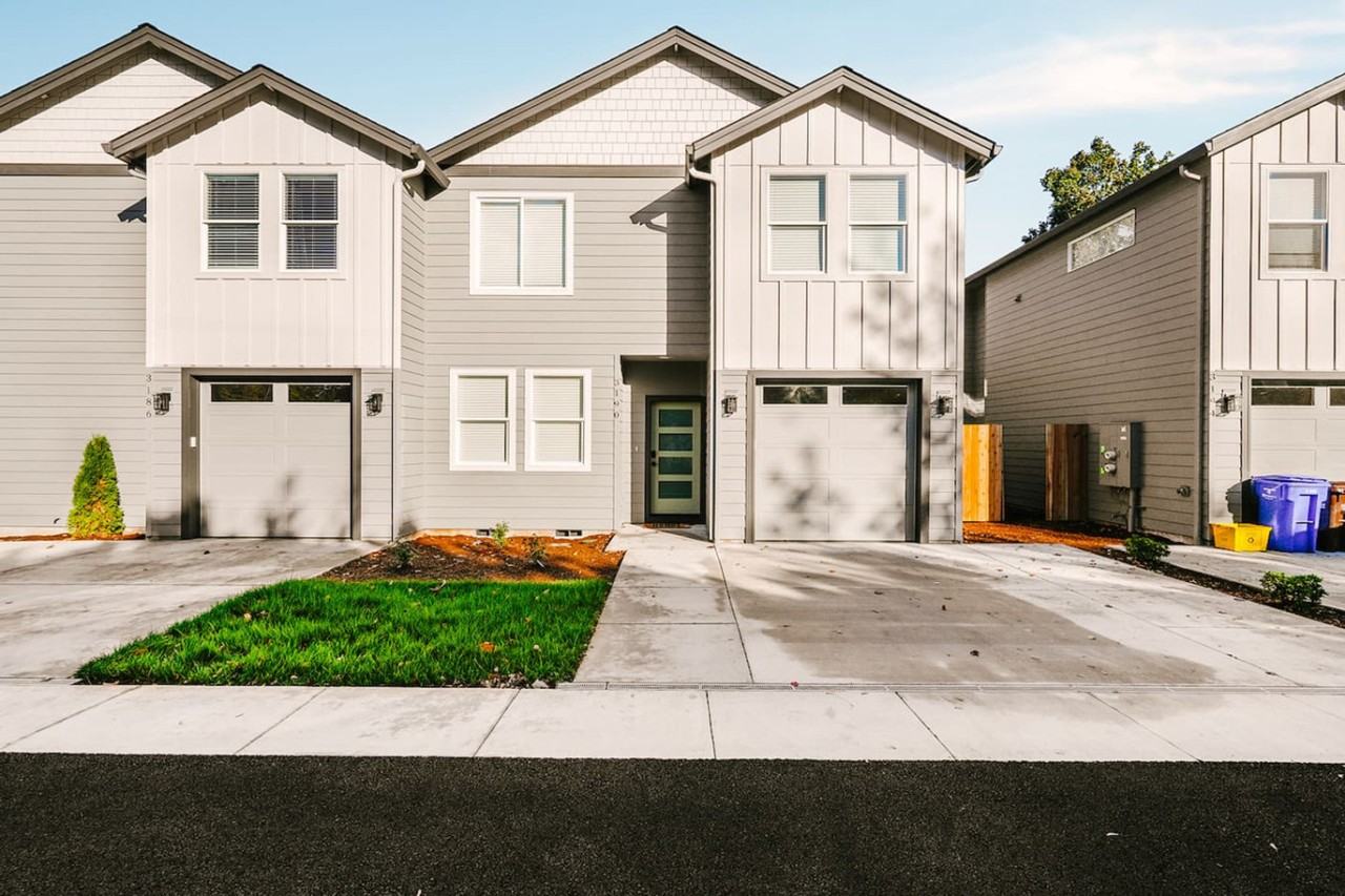 3202 Northwest Division Street - Photo 5 of 40