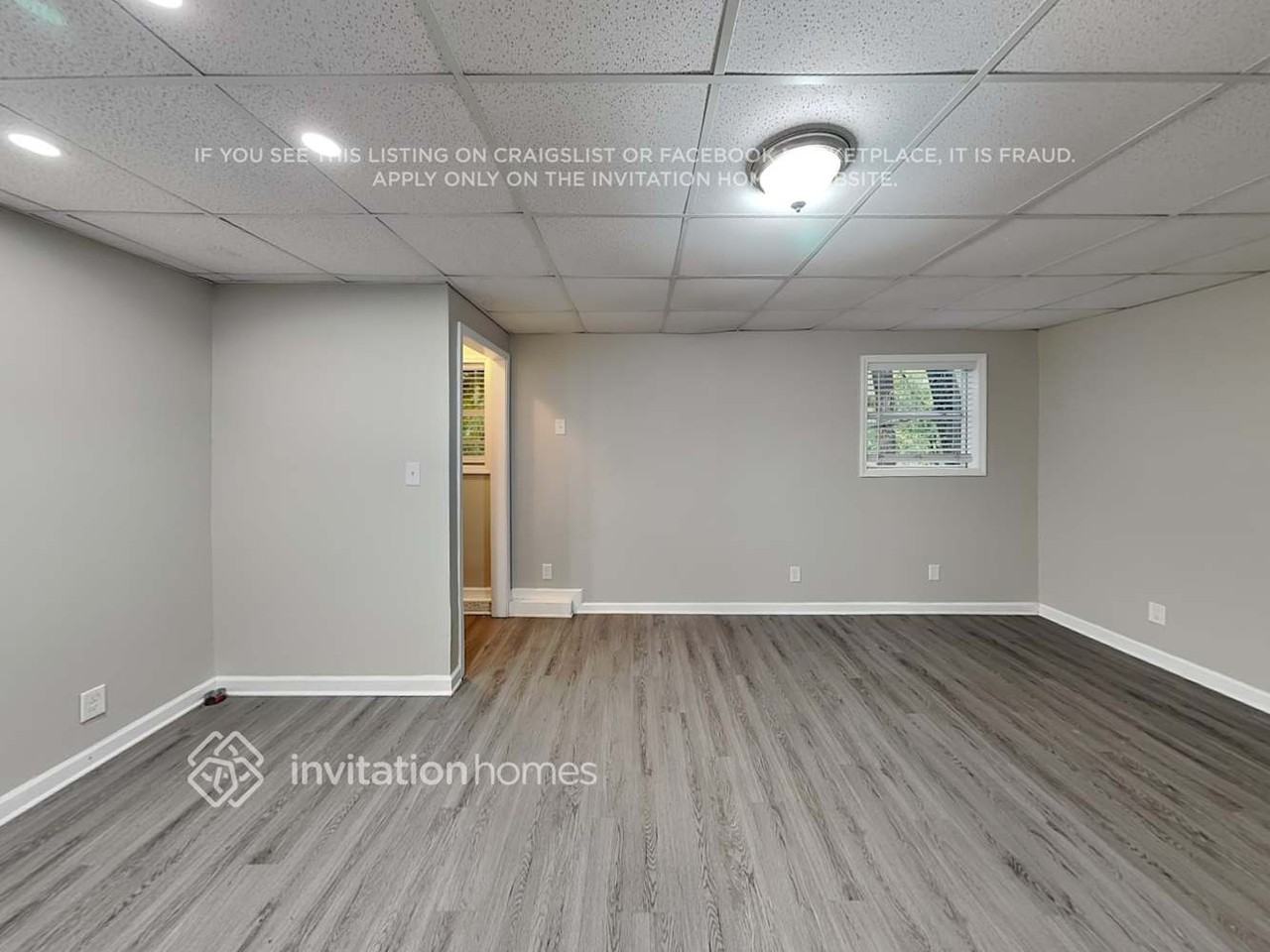 5545 Gibson Dr - Photo 5 of 25