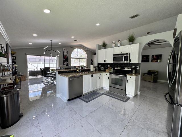 18038 Rhumba Way - Photo 3 of 10