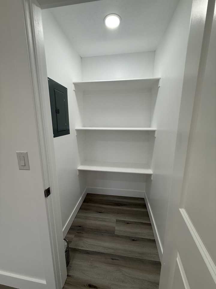 4441 Ws #B - Photo 7 of 24