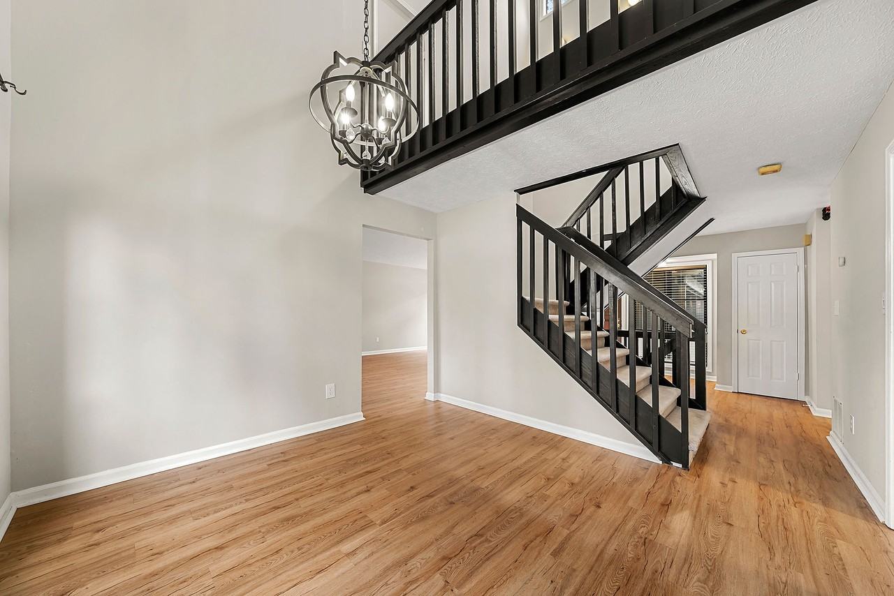 670 Highland Court Northeast #1 - Photo 6 of 33