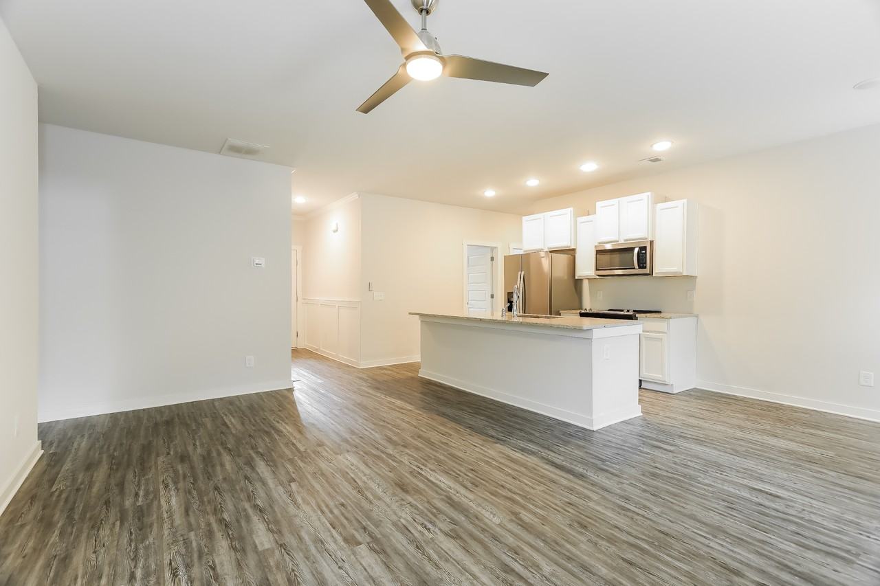 5400 Cedar Creek Dr - Photo 3 of 20