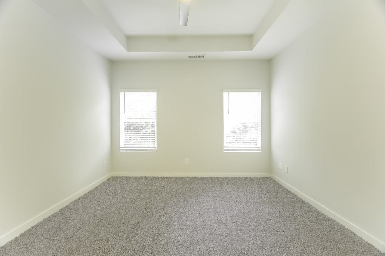 5400 Cedar Creek Dr - Photo 7 of 20